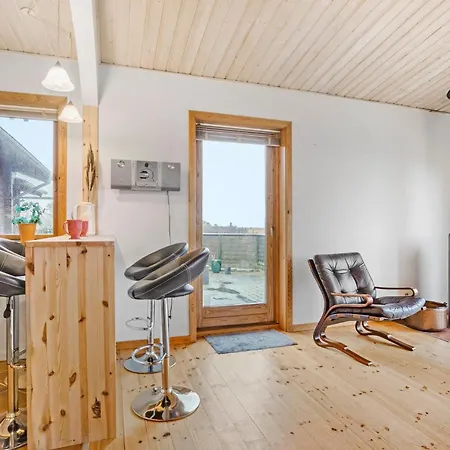 3 Bedroom Lovely In