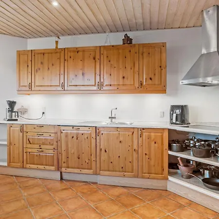 3 Bedroom Lovely In Dom wakacyjny Thyholm